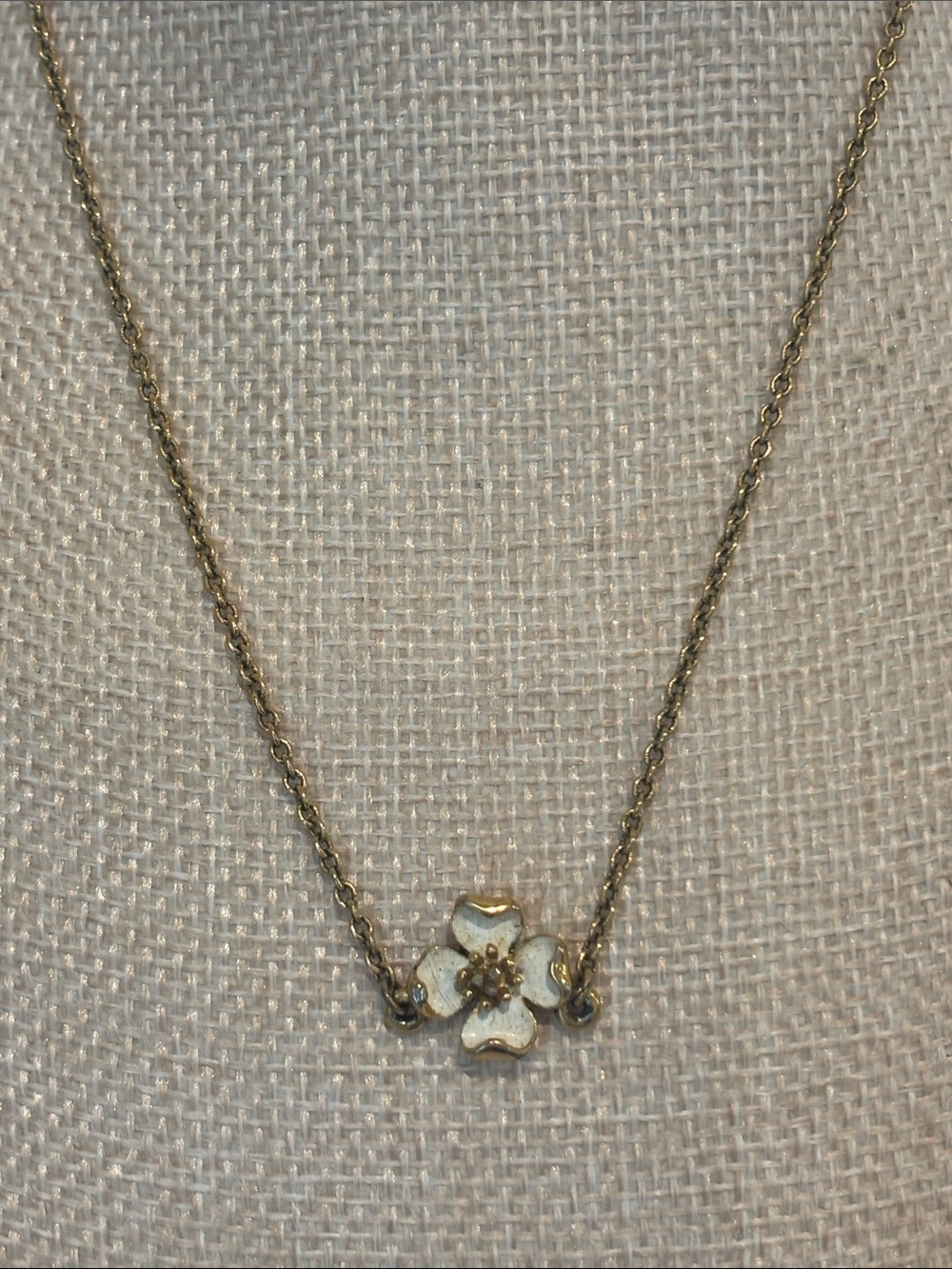 Vintage Signed Trifari White Enamel Dogwood Blossom Pendant Necklace